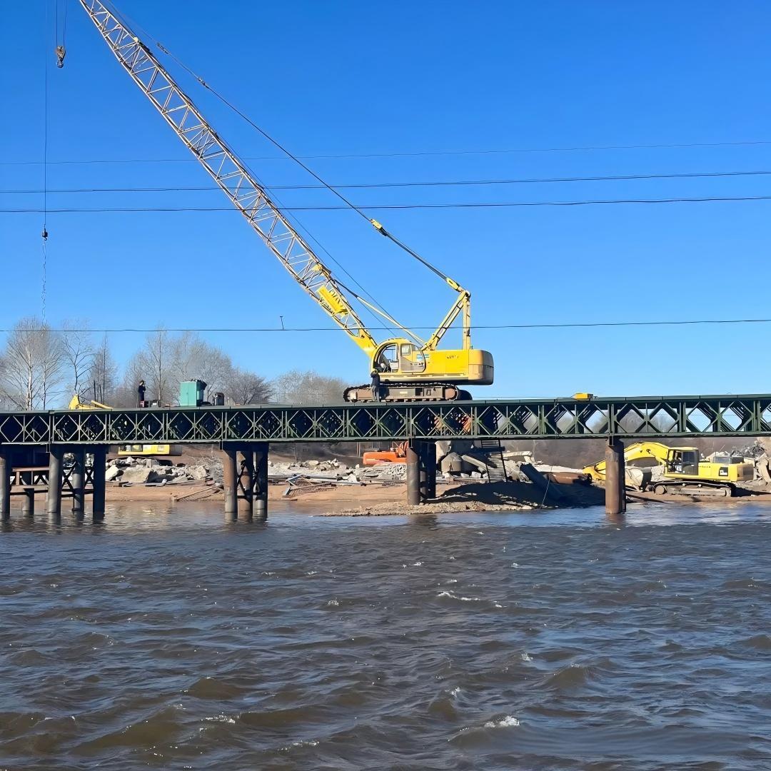 Truss bridge spanning across the river